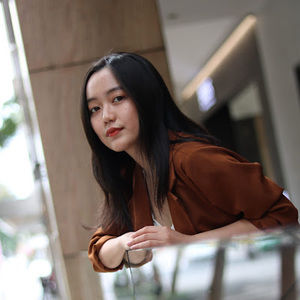 Meet your Posher, Linh